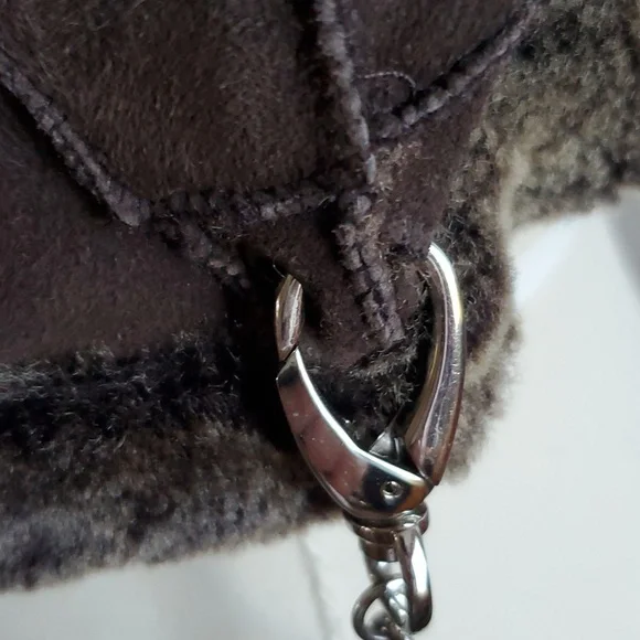 EUC Vintage 90's Betsey Johnson Reversible Sheepskin Vest with Keychain / Charm - Picture 7 of 14